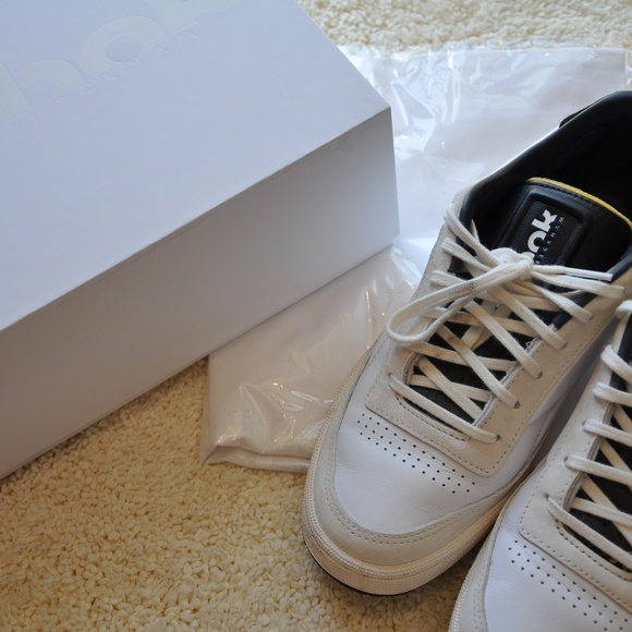 REEBOK BY VICTORIA BECKHAM VB Club C Sneakers - Picture 8 of 10